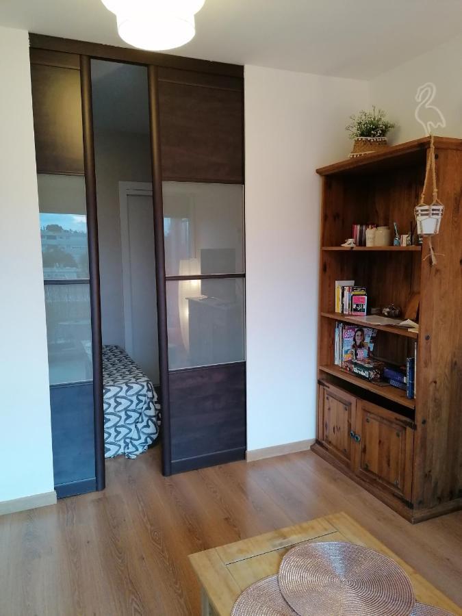 Circe - Nord-hopitaux-facultes Apartamento